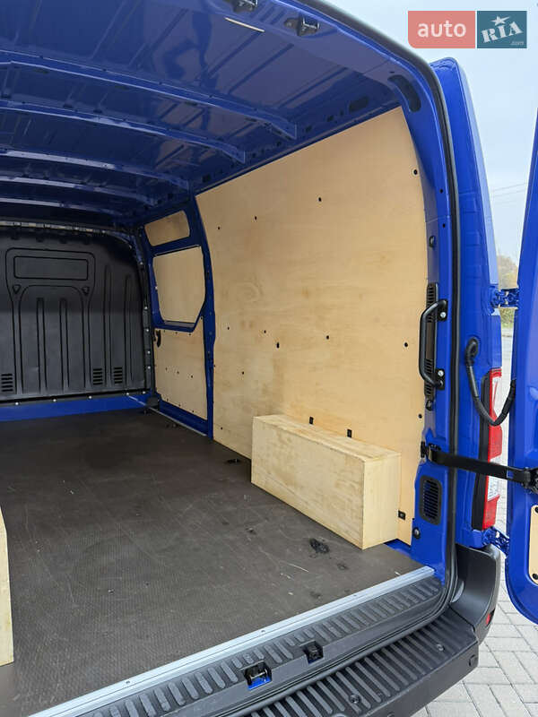 Грузовой фургон Renault Master 2023 в Киеве