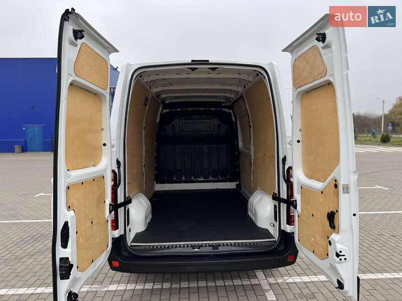 Вантажний фургон Renault Master 2019 в Дубні