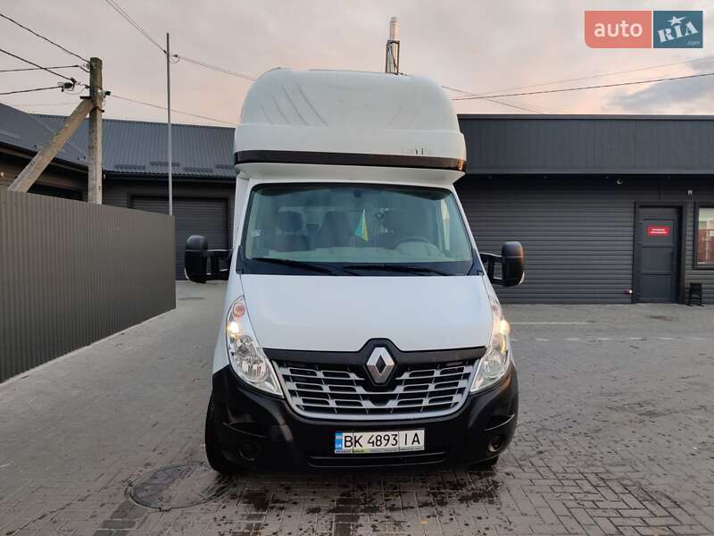 Евакуатор Renault Master 2016 в Сарнах