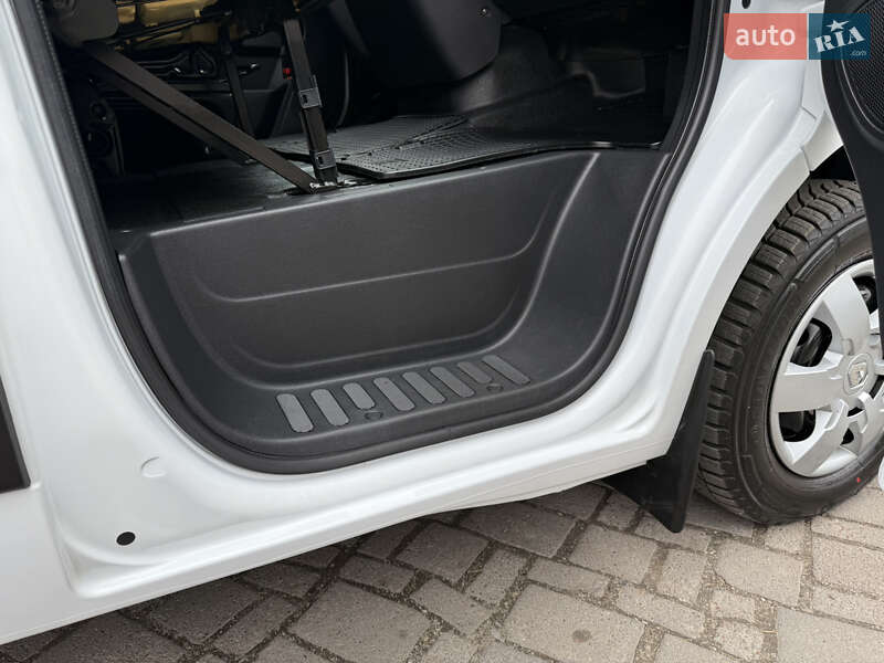 Грузовой фургон Renault Master 2022 в Дубно фото 56 Грузовой фургон Renault Master 2022 в Дубно