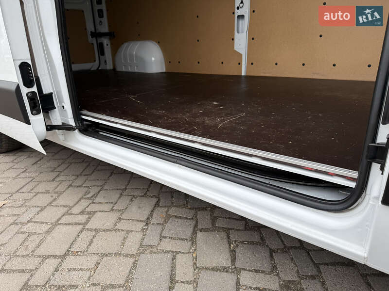 Грузовой фургон Renault Master 2022 в Дубно фото 79 Грузовой фургон Renault Master 2022 в Дубно