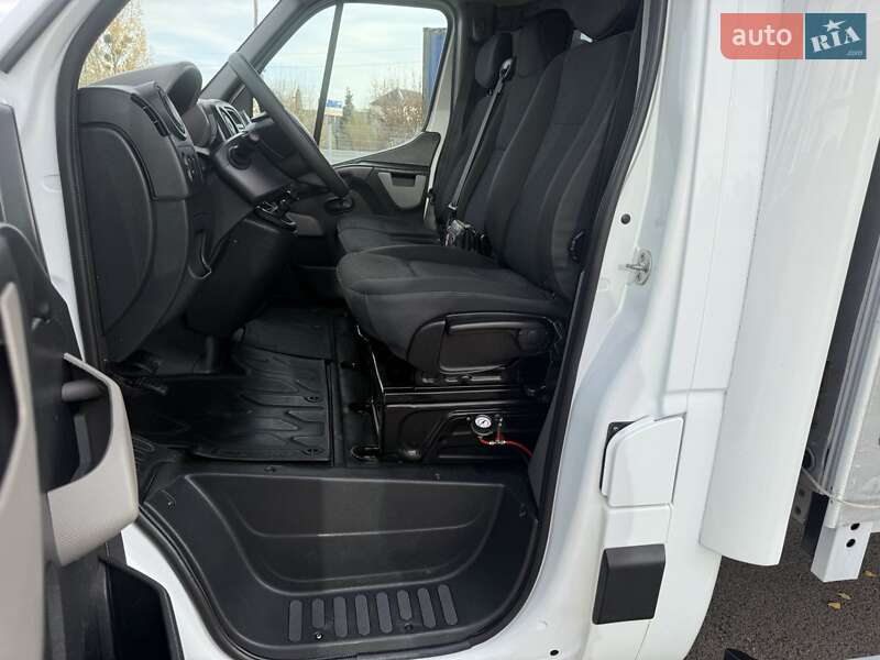 Тентованый Renault Master 2018 в Киеве фото 3 Тентованый Renault Master 2018 в Киеве