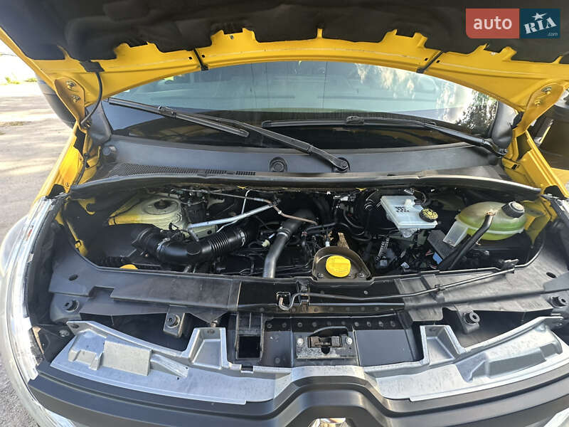 Евакуатор Renault Master 2018 в Житомирі фото 42 Евакуатор Renault Master 2018 в Житомирі
