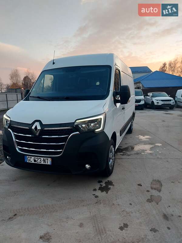 Грузовой фургон Renault Master 2021 в Млинове