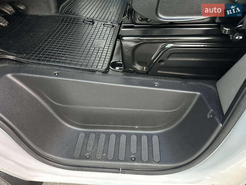 Грузовой фургон Renault Master 2021 в Дубно фото 31 Грузовой фургон Renault Master 2021 в Дубно