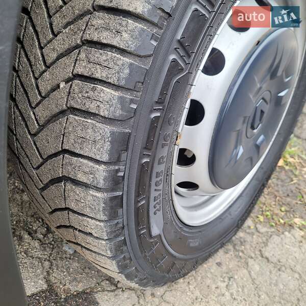 Грузовой фургон Renault Master 2021 в Луцке фото 65 Грузовой фургон Renault Master 2021 в Луцке