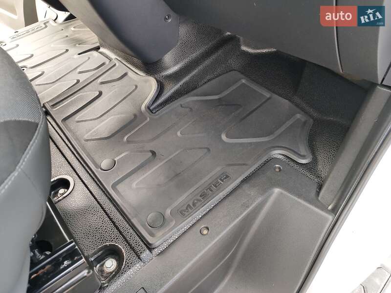 Тентований Renault Master 2021 в Києві фото 31 Тентований Renault Master 2021 в Києві