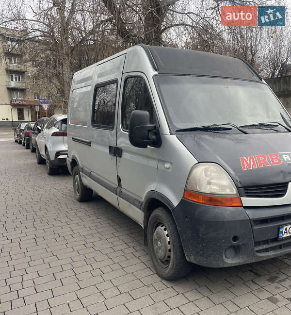 Вантажопасажирський фургон Renault Master 2006 в Рава-Руській