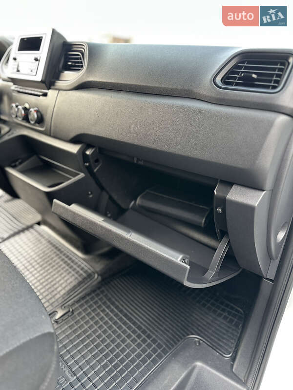 Вантажний фургон Renault Master 2021 в Дубні фото 81 Вантажний фургон Renault Master 2021 в Дубні