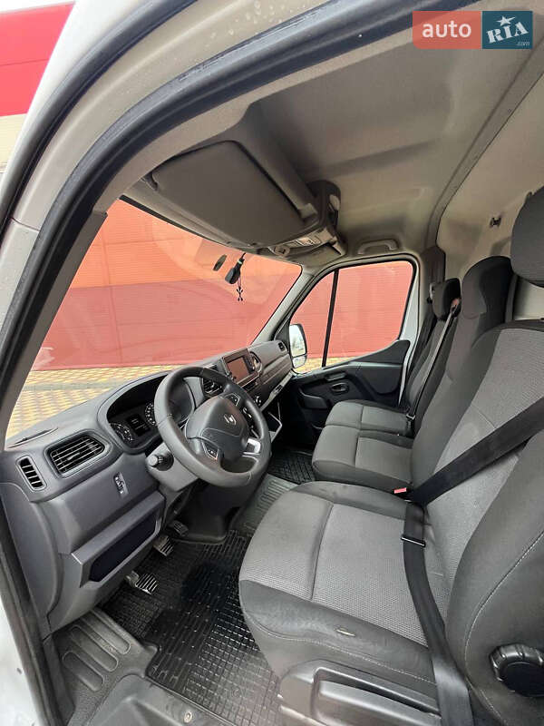 Вантажний фургон Renault Master 2020 в Гайсину