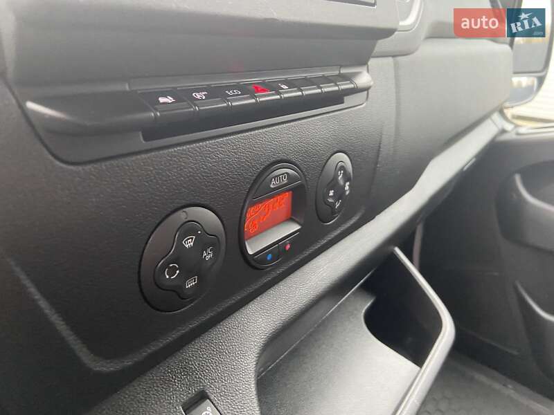 Грузовой фургон Renault Master 2022 в Киеве фото 15 Грузовой фургон Renault Master 2022 в Киеве