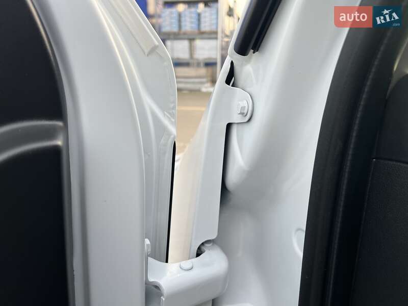 Вантажний фургон Renault Master 2021 в Дубні фото 51 Вантажний фургон Renault Master 2021 в Дубні