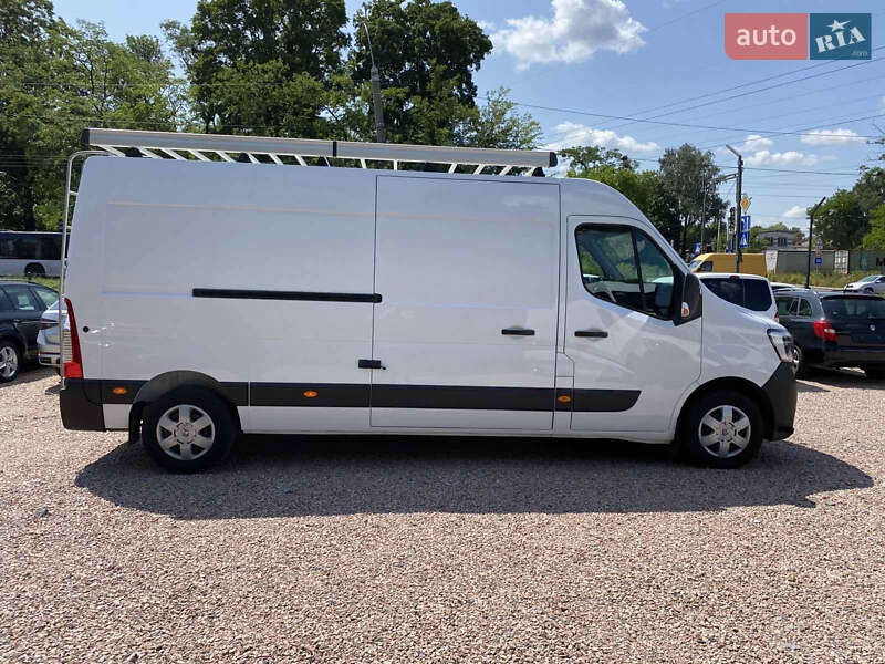 Вантажний фургон Renault Master 2021 в Рівному
