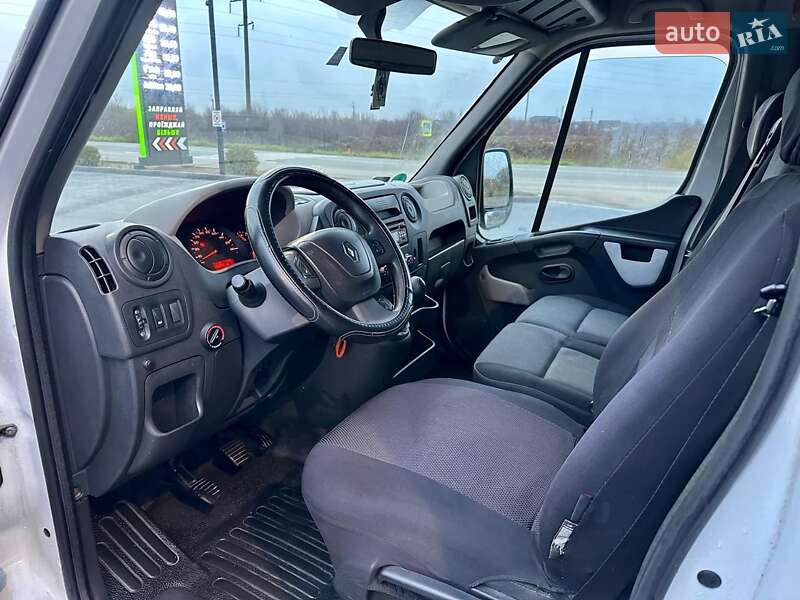 Тентованый Renault Master 2016 в Ужгороде