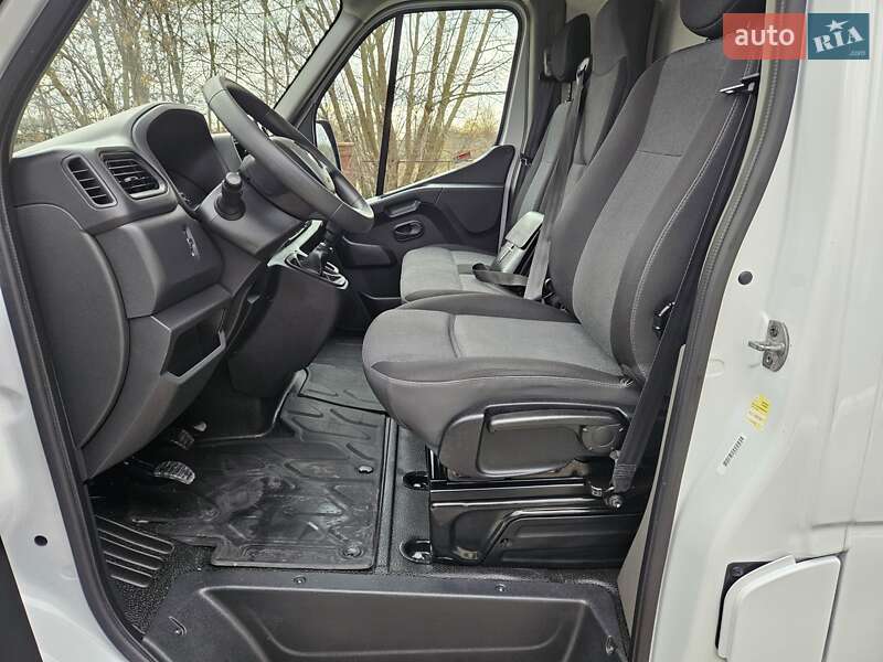 Мікроавтобус вантажний (до 3,5т) Renault Master 2021 в Бердичеві