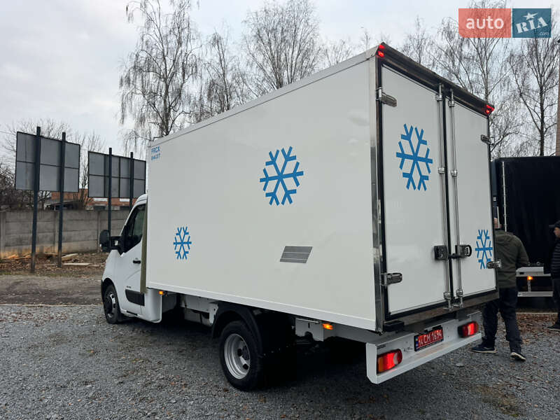 Другие грузовики Renault Master 2016 в Ровно
