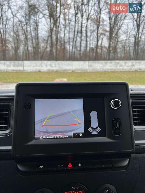 Вантажний фургон Renault Master 2022 в Луцьку