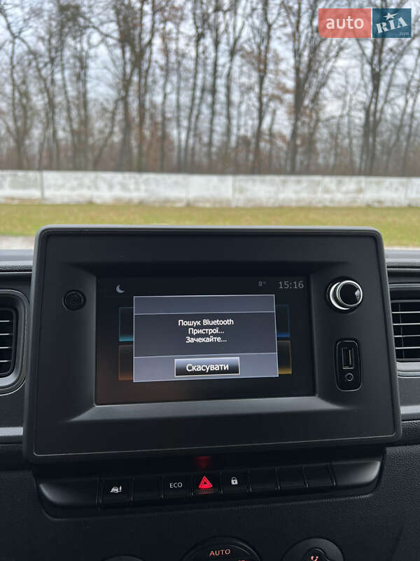 Вантажний фургон Renault Master 2022 в Луцьку