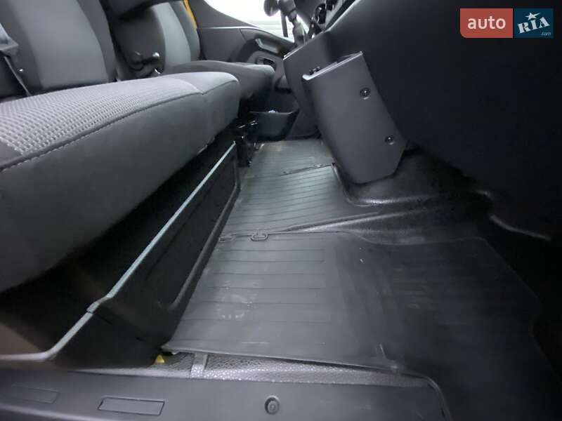Вантажний фургон Renault Master 2022 в Києві фото 24 Вантажний фургон Renault Master 2022 в Києві