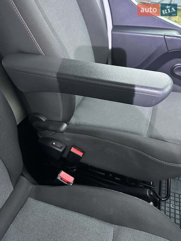 Грузовой фургон Renault Master 2021 в Львове фото 10 Грузовой фургон Renault Master 2021 в Львове