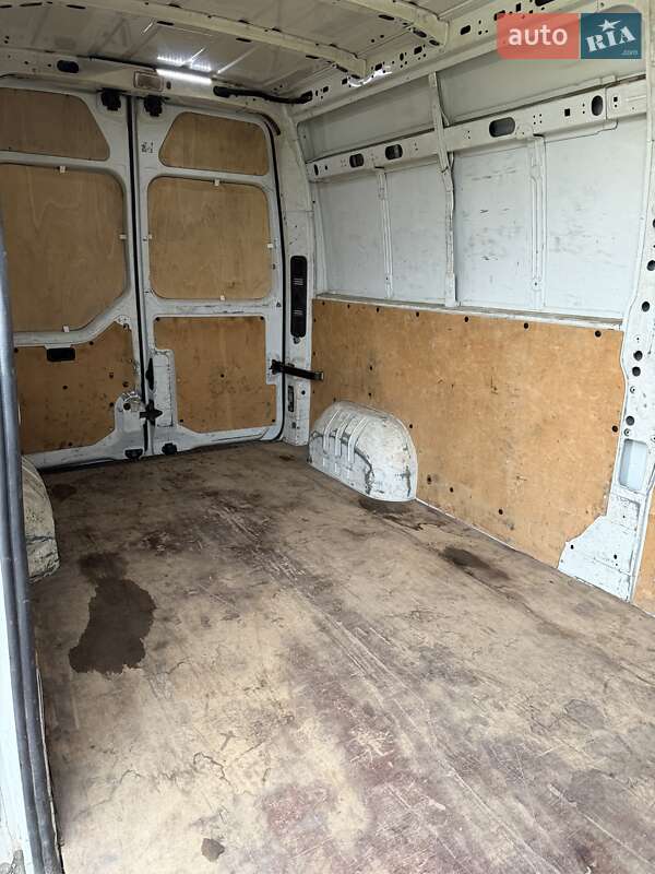 Грузовой фургон Renault Master 2015 в Червоному Донце