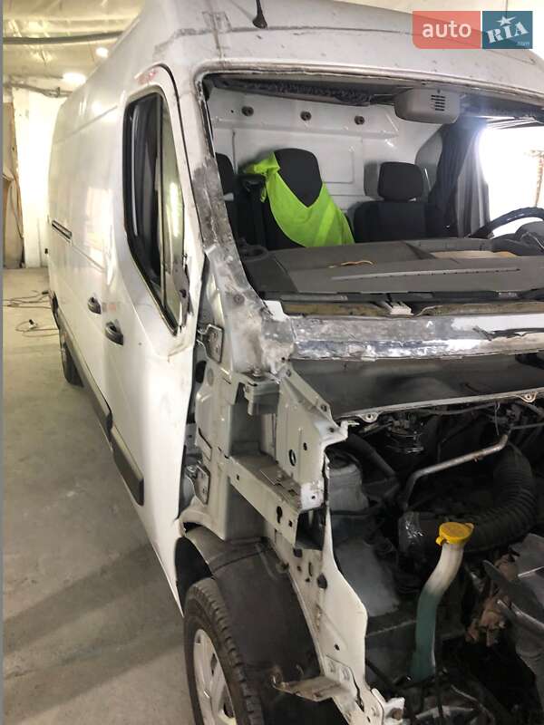 Микроавтобус Renault Master 2013 в Киеве фото 14 Микроавтобус Renault Master 2013 в Киеве