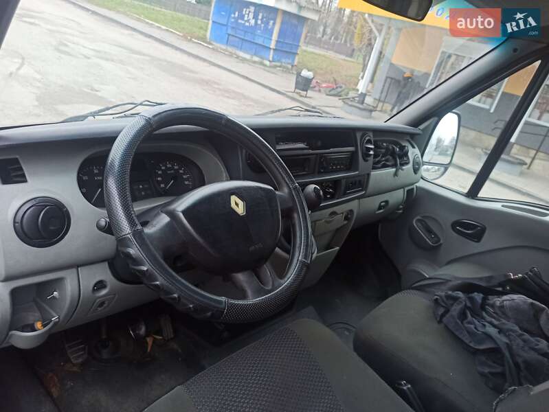 Вантажний фургон Renault Master 2004 в Кореці фото 9 Вантажний фургон Renault Master 2004 в Кореці
