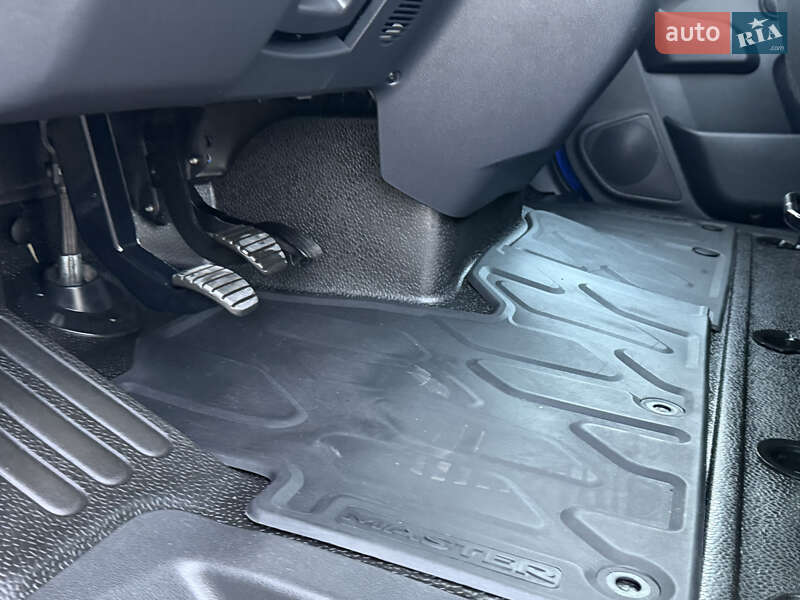 Вантажний фургон Renault Master 2022 в Дубні