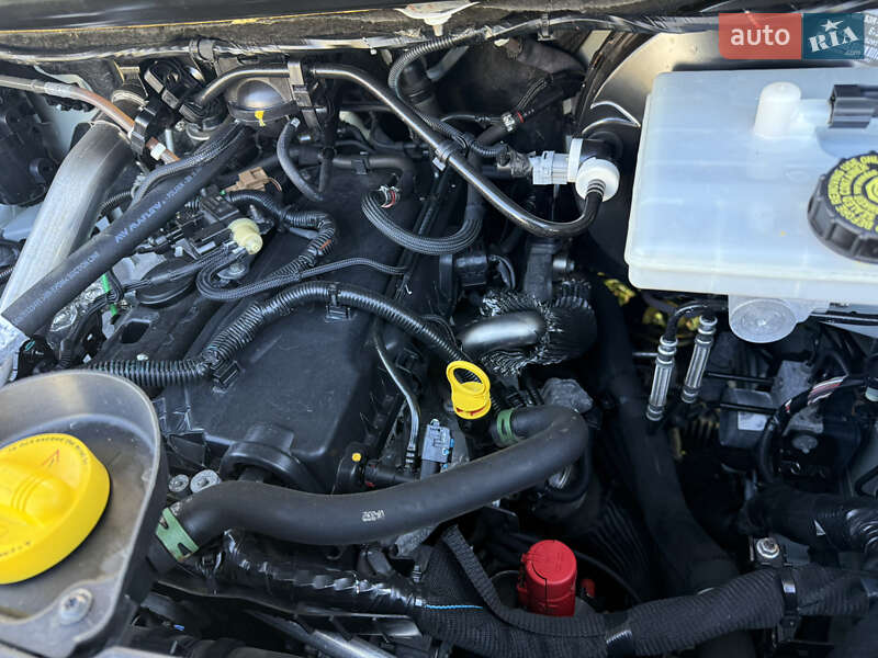 Грузовой фургон Renault Master 2017 в Луцке фото 72 Грузовой фургон Renault Master 2017 в Луцке