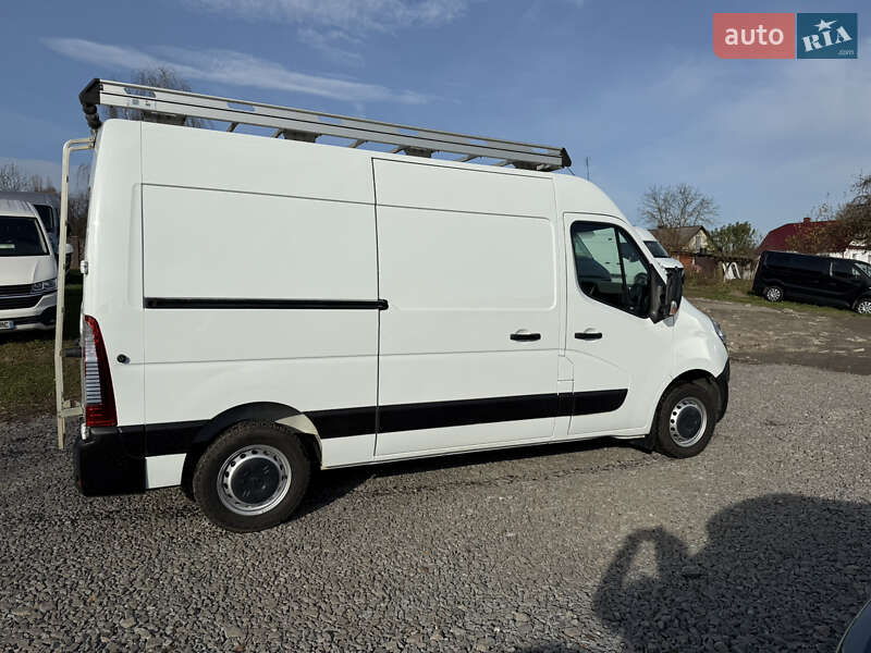 Грузовой фургон Renault Master 2017 в Дубно