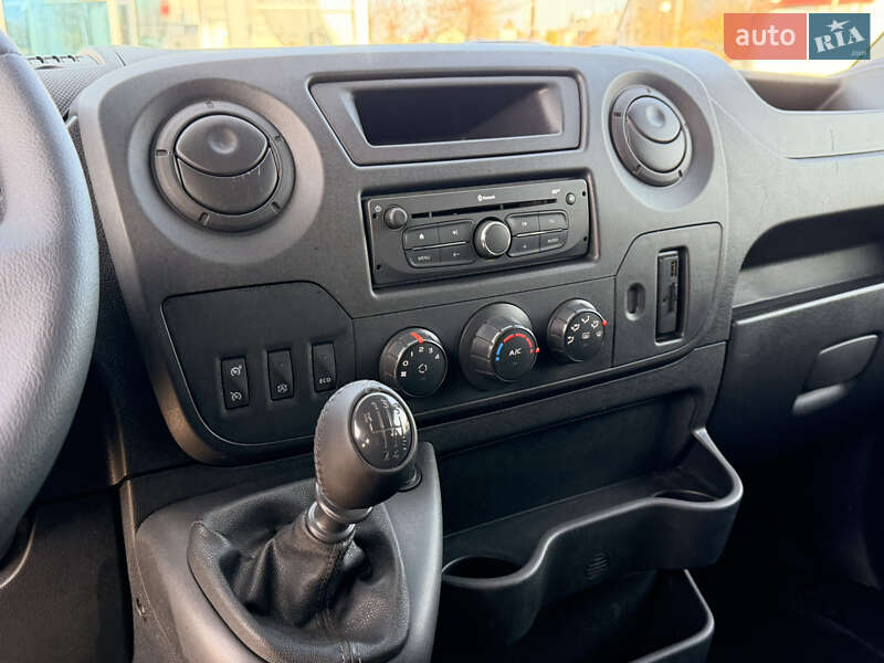 Вантажопасажирський фургон Renault Master 2018 в Ковелі фото 14 Вантажопасажирський фургон Renault Master 2018 в Ковелі