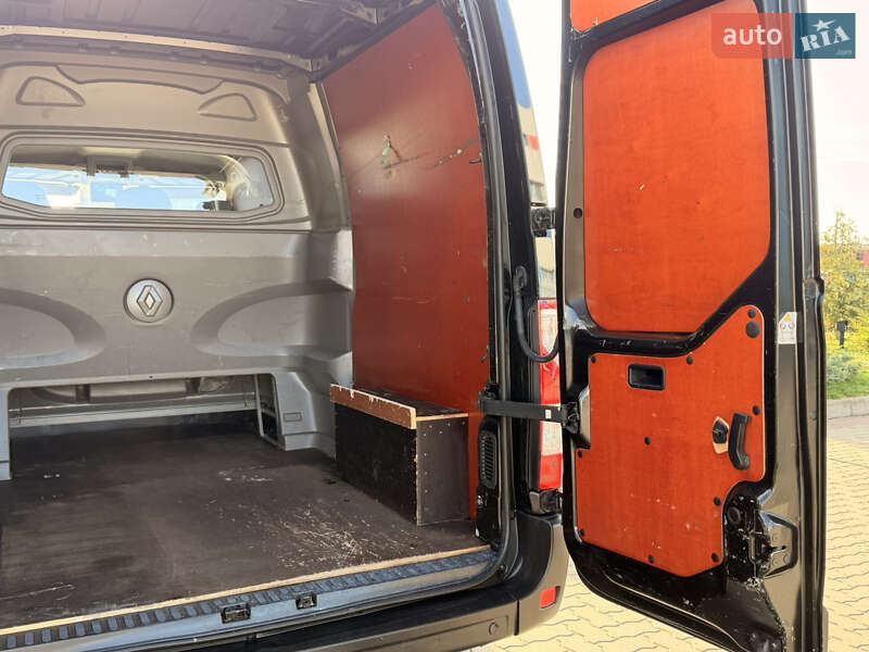 Вантажопасажирський фургон Renault Master 2018 в Ковелі фото 27 Вантажопасажирський фургон Renault Master 2018 в Ковелі