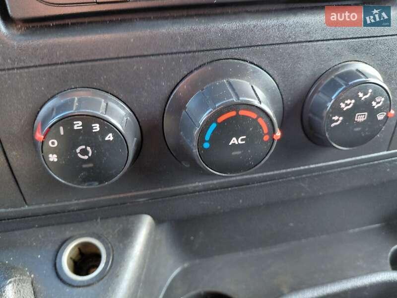 Микроавтобус грузовой (до 3,5т) Renault Master 2015 в Ивано-Франковске фото 28 Микроавтобус грузовой (до 3,5т) Renault Master 2015 в Ивано-Франковске