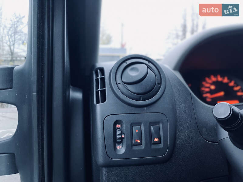 Вантажний фургон Renault Master 2017 в Києві фото 18 Вантажний фургон Renault Master 2017 в Києві