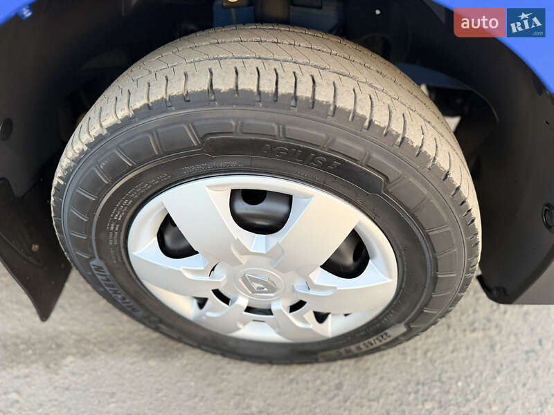 Грузовой фургон Renault Master 2022 в Дубно фото 22 Грузовой фургон Renault Master 2022 в Дубно