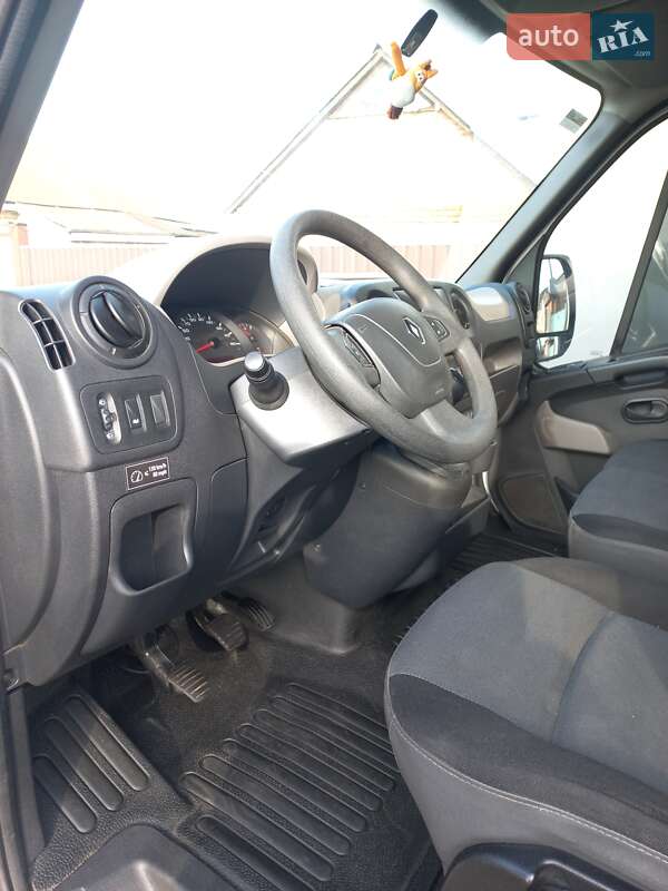 Грузовой фургон Renault Master 2016 в Харькове