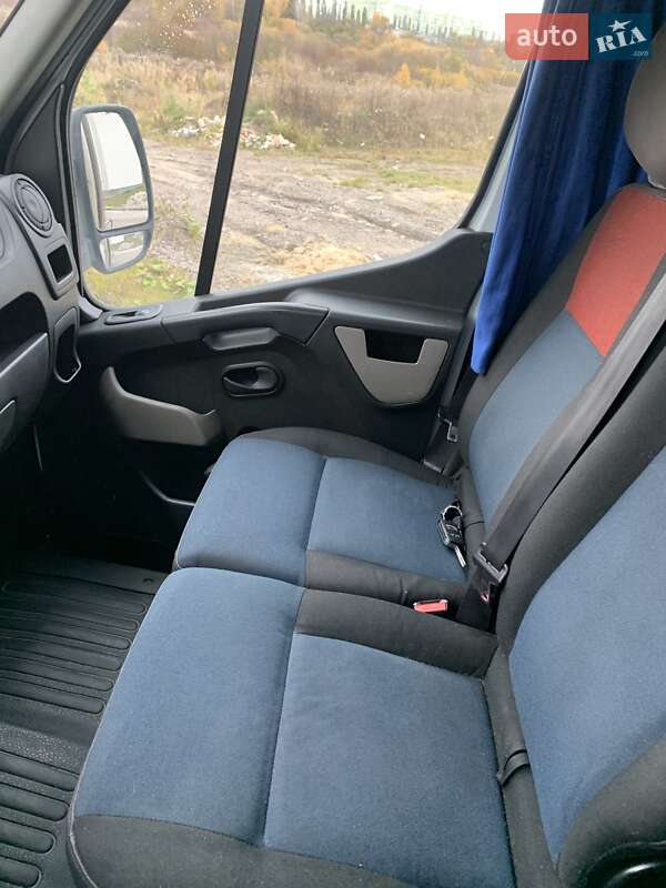 Грузовой фургон Renault Master 2015 в Ровно фото 9 Грузовой фургон Renault Master 2015 в Ровно
