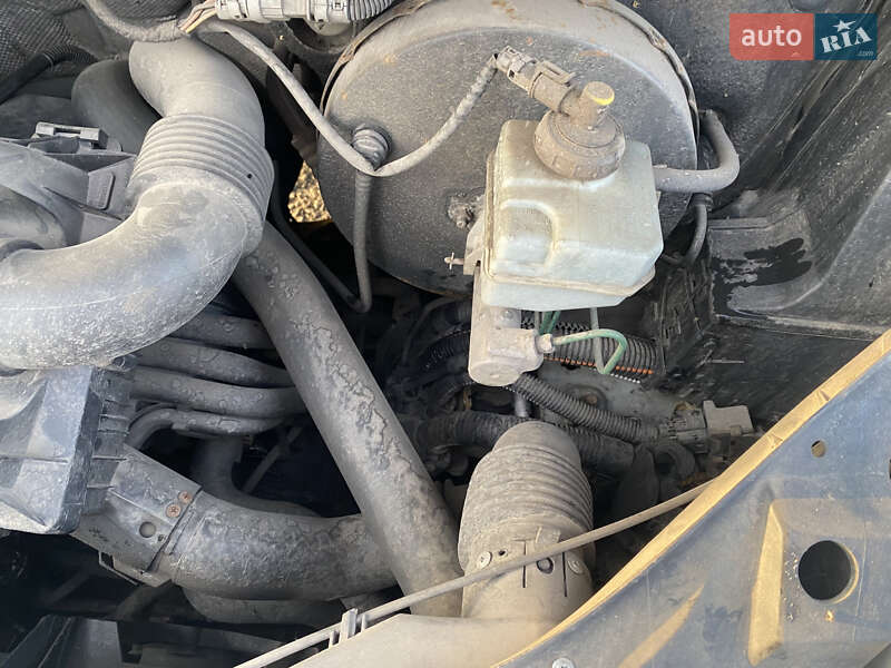 Інші вантажівки Renault Master 2005 в Обухові