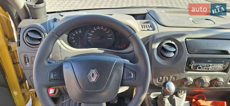 Тентований Renault Master 2012 в Львові