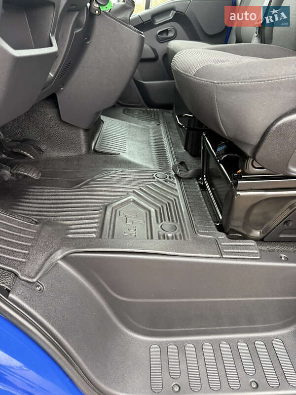 Вантажний фургон Renault Master 2023 в Києві