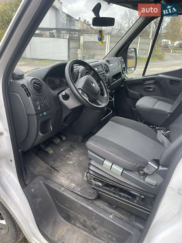 Автовоз Renault Master 2019 в Луцке