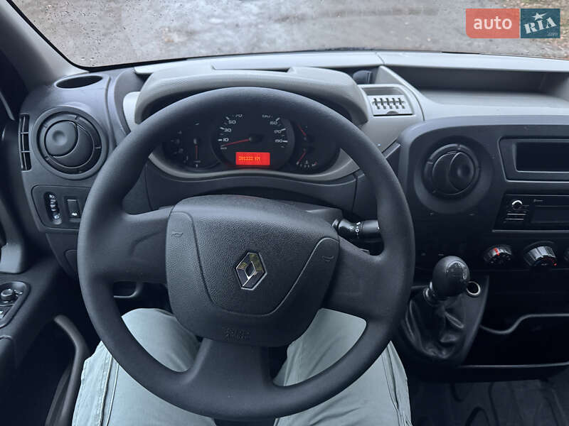 Тентованый Renault Master 2016 в Дубно