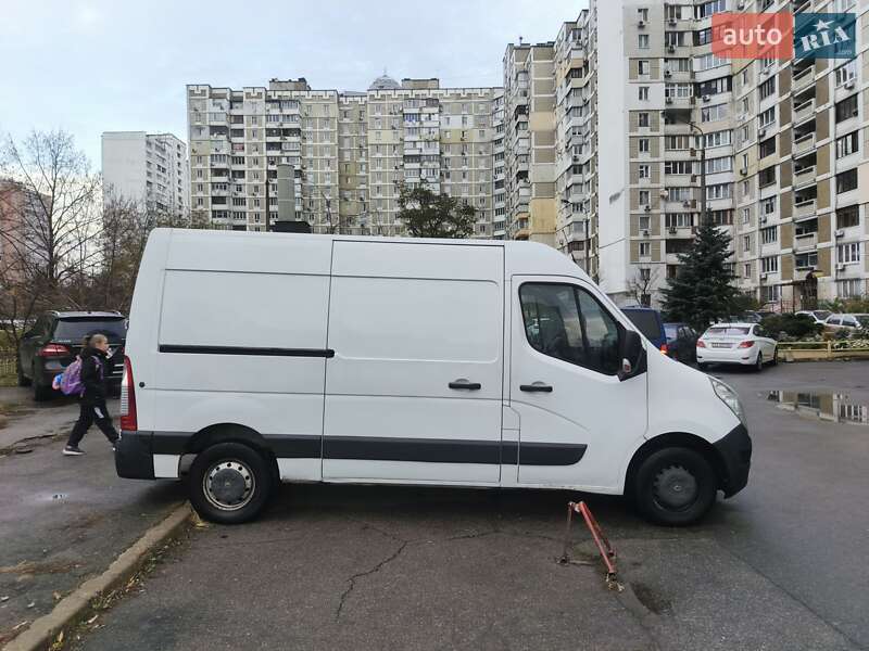 Вантажний фургон Renault Master 2016 в Києві