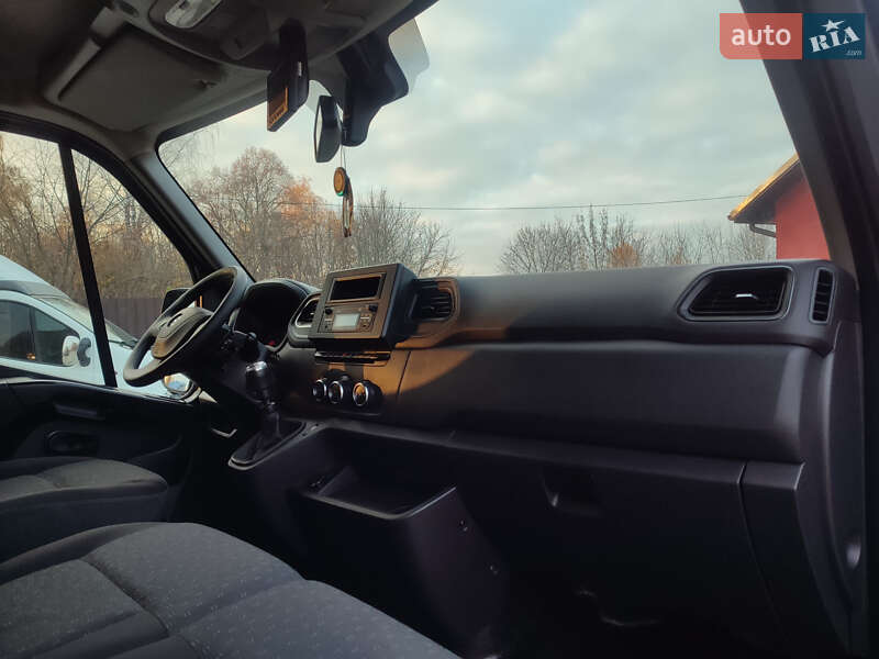 Вантажний фургон Renault Master 2021 в Луцьку