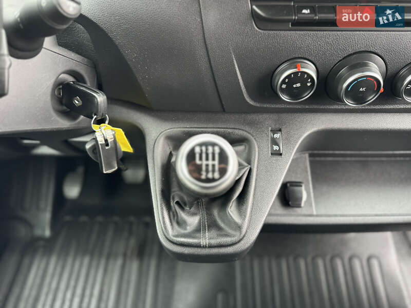 Грузовой фургон Renault Master 2021 в Киеве