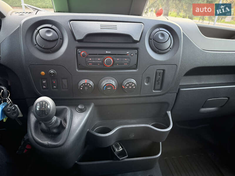 Минивэн Renault Master 2016 в Луцке