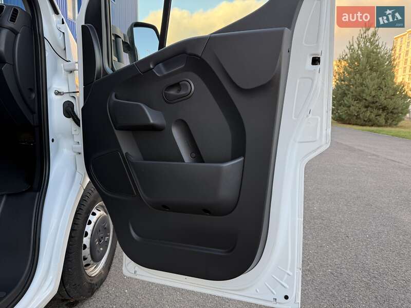 Тентований Renault Master 2022 в Ковелі