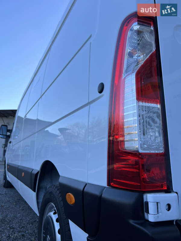 Грузовой фургон Renault Master 2023 в Ровно