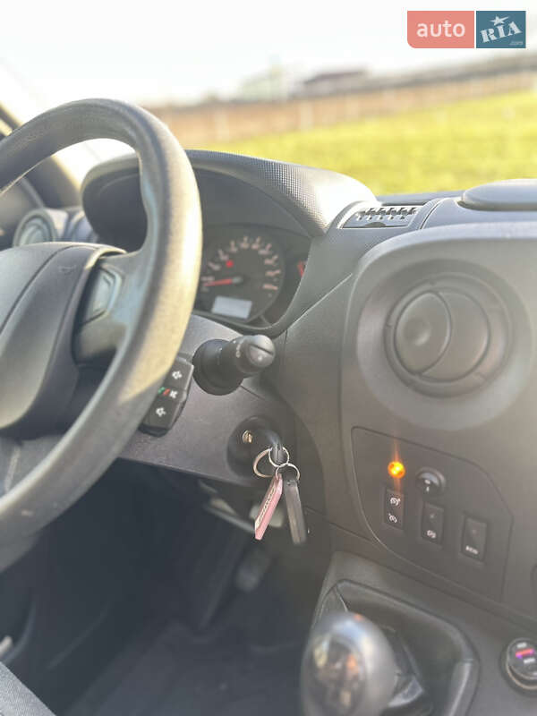 Универсал Renault Master 2018 в Луцке фото 9 Универсал Renault Master 2018 в Луцке