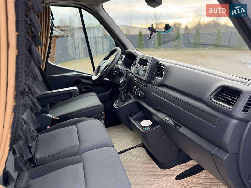 Тентованый Renault Master 2020 в Иршаве